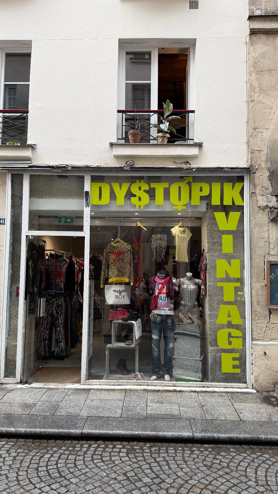 Dystopik, shop in Paris, photo 2
