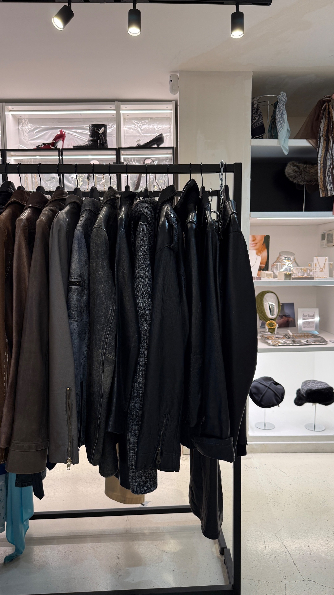 NOUVELLE RIVE, shop in Paris, photo 13