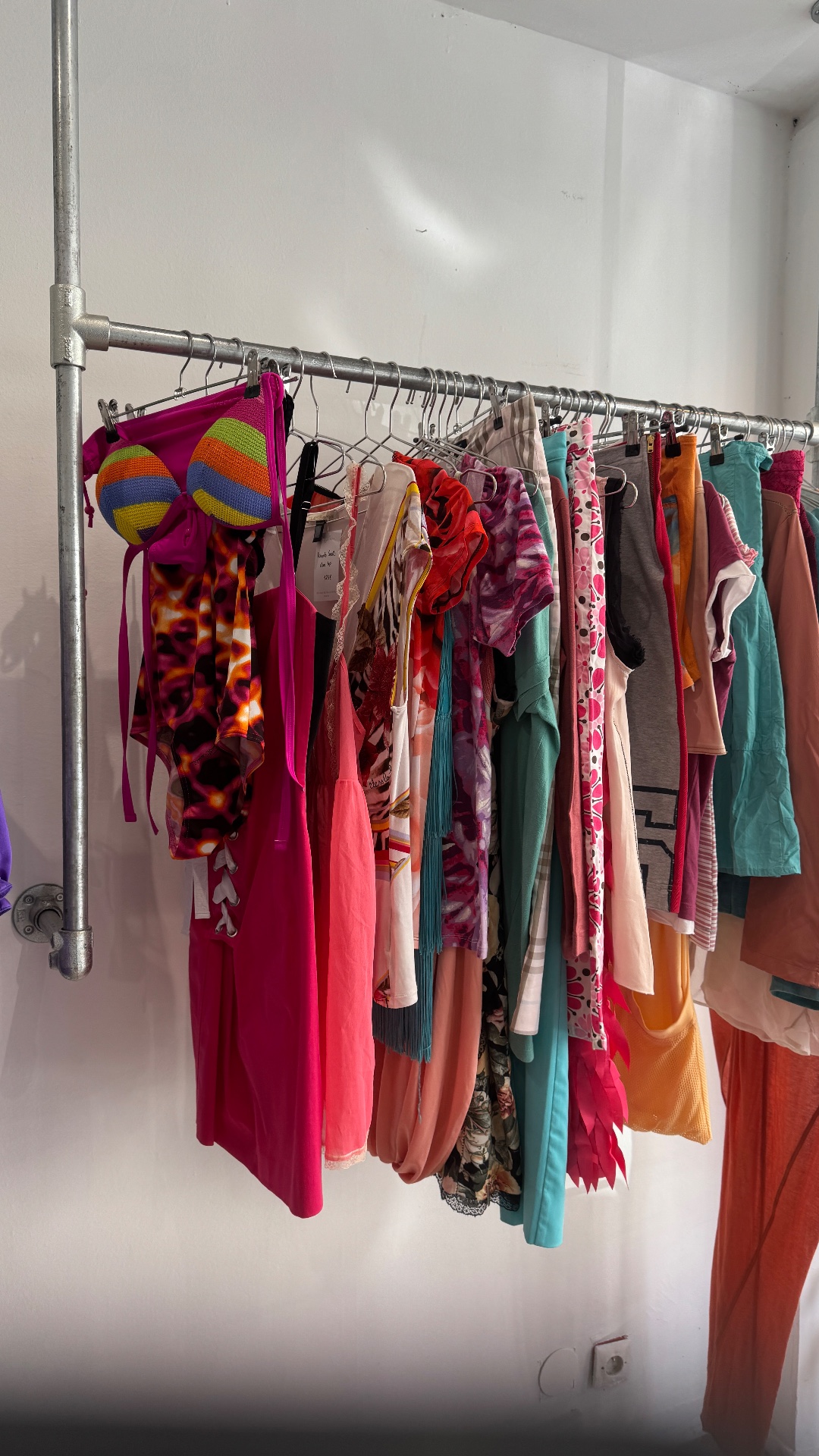 curated wardrobe by laska & thrift or die — shop in Paris — photo 2