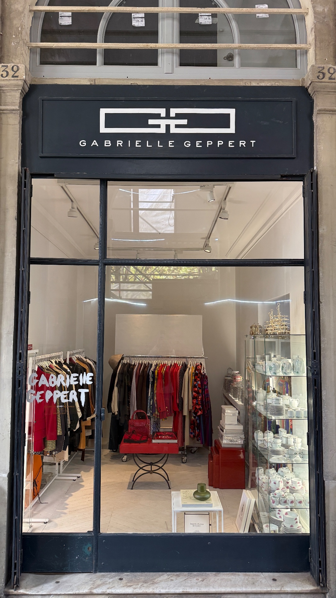 Gabrielle Geppert, shop in Paris, photo 2