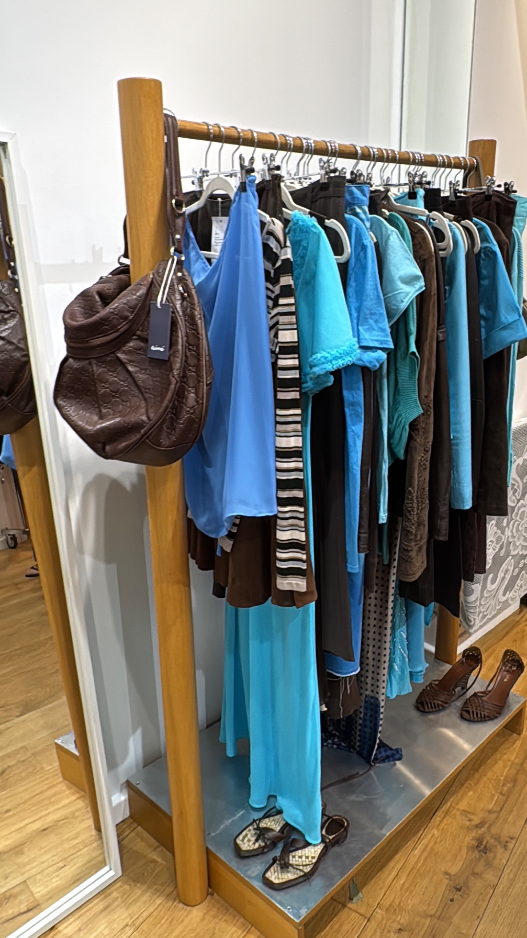 Aimé Paris Vintage — shop in Paris — photo 6