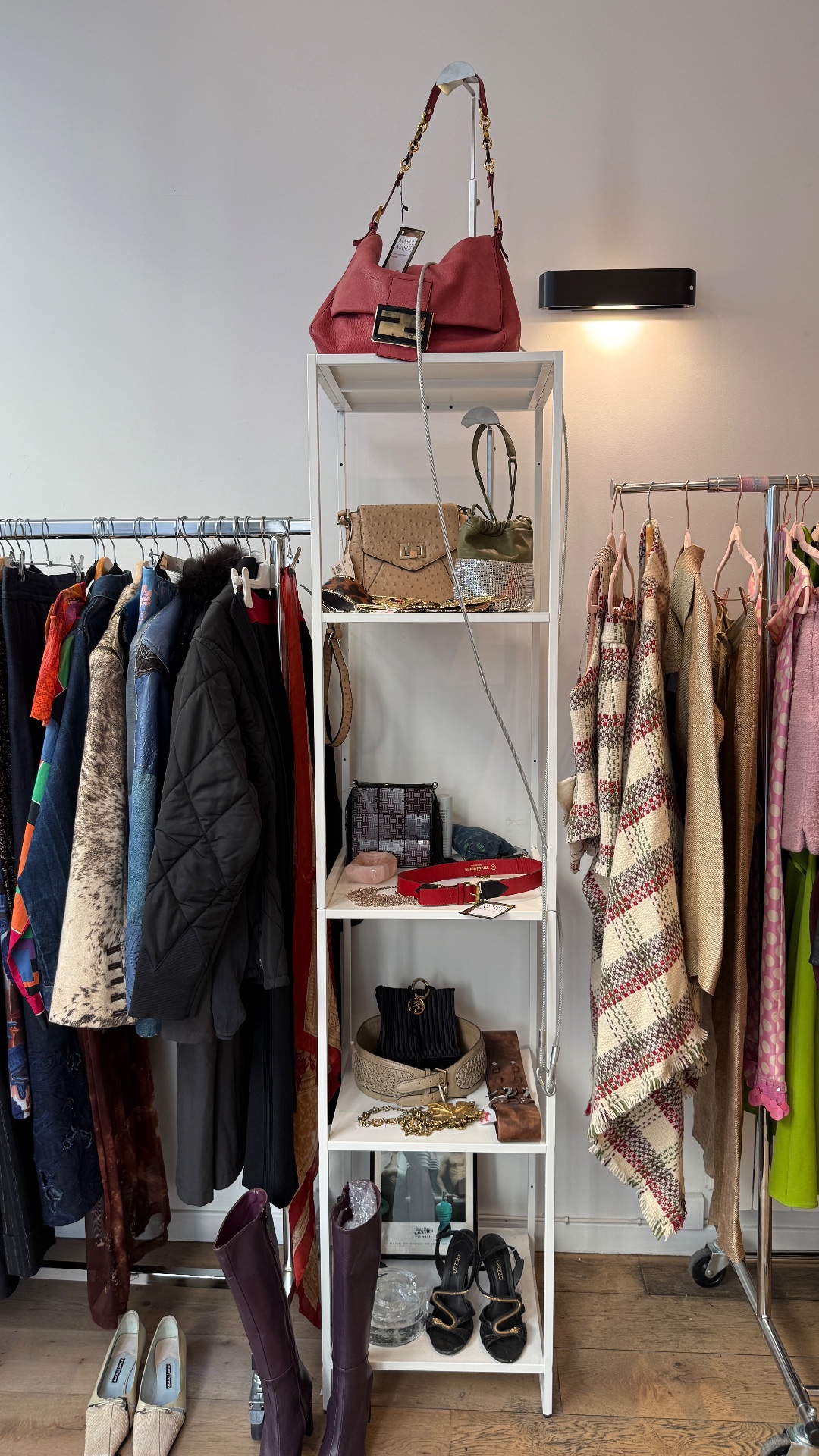Pop Up Vintage Designer Archives, pop-up in Paris, photo 8