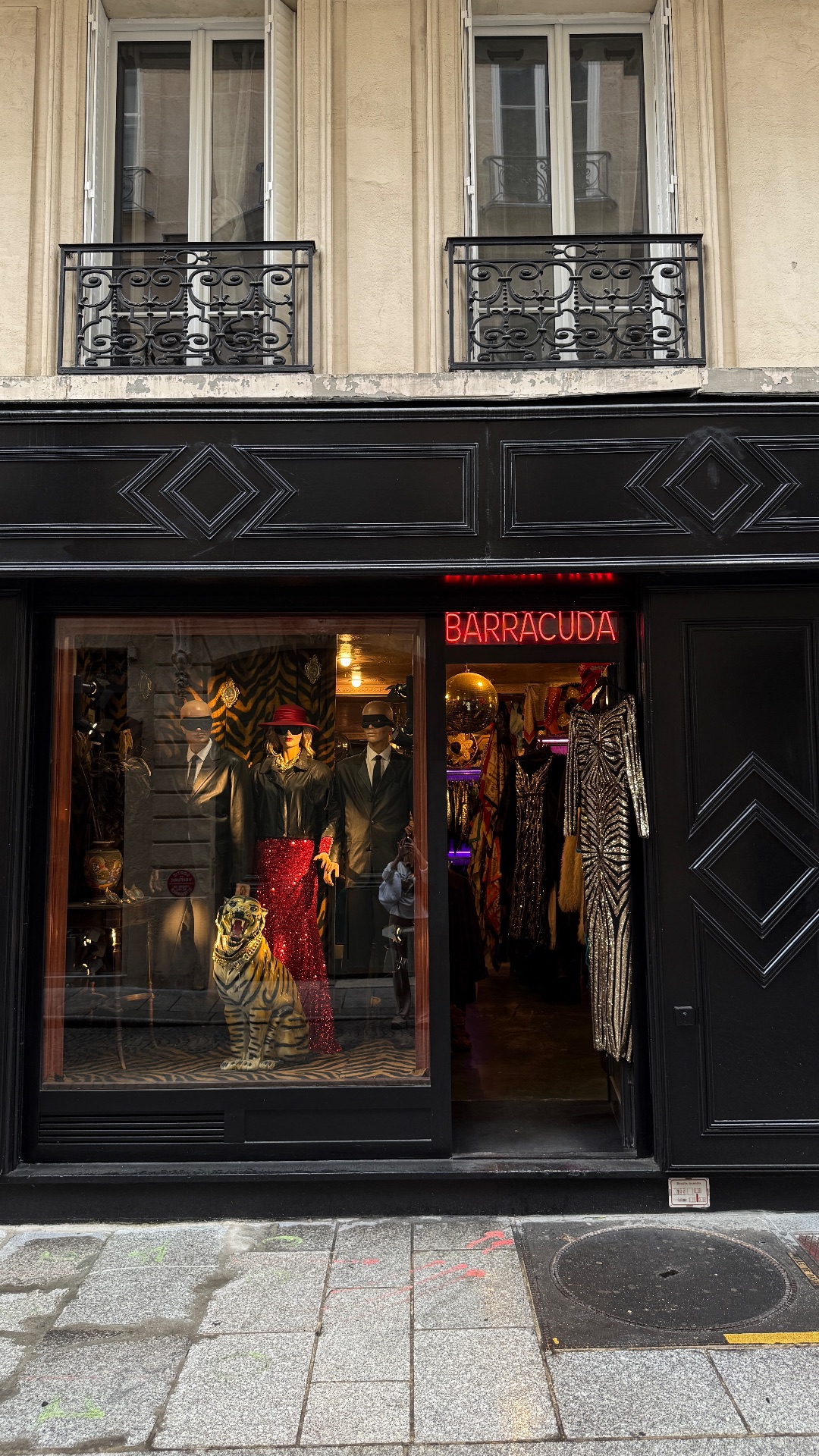 Barracuda, shop in Paris, photo 2