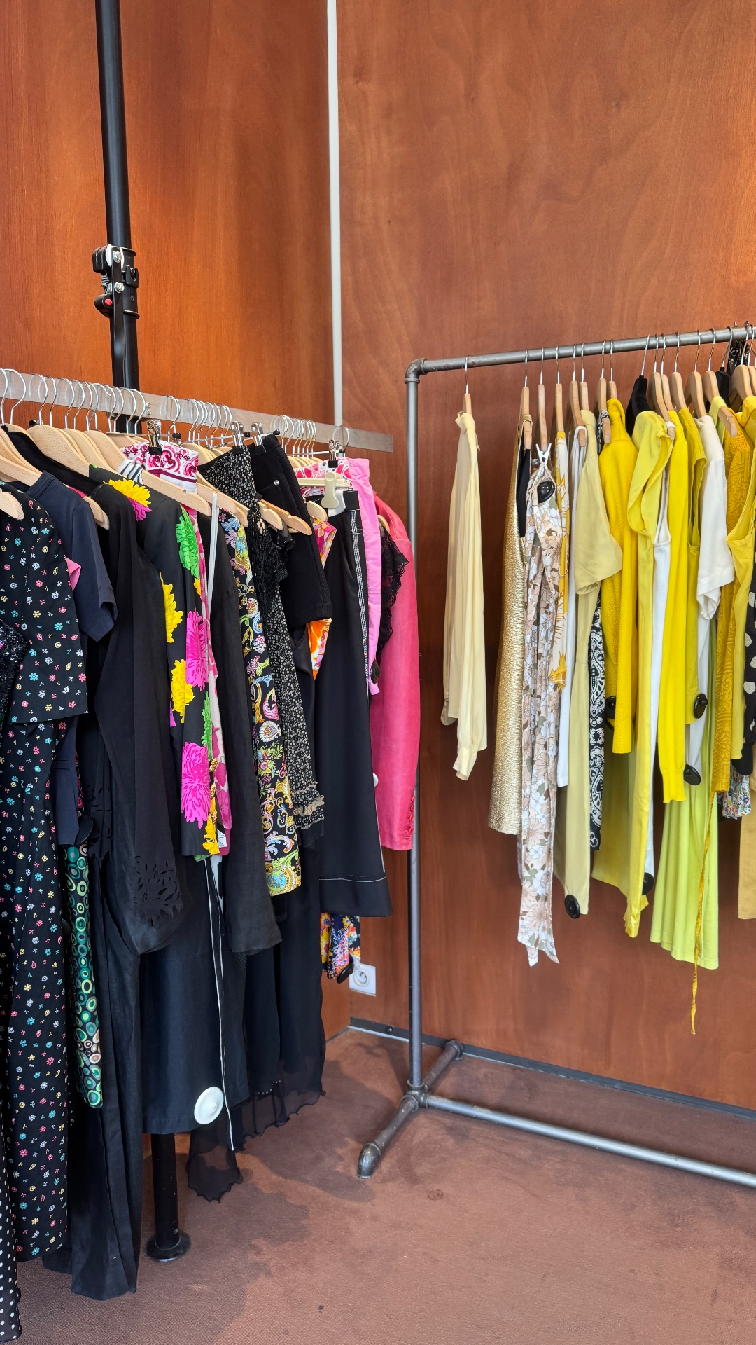 EREM VINTAGE — shop in Paris — photo 12