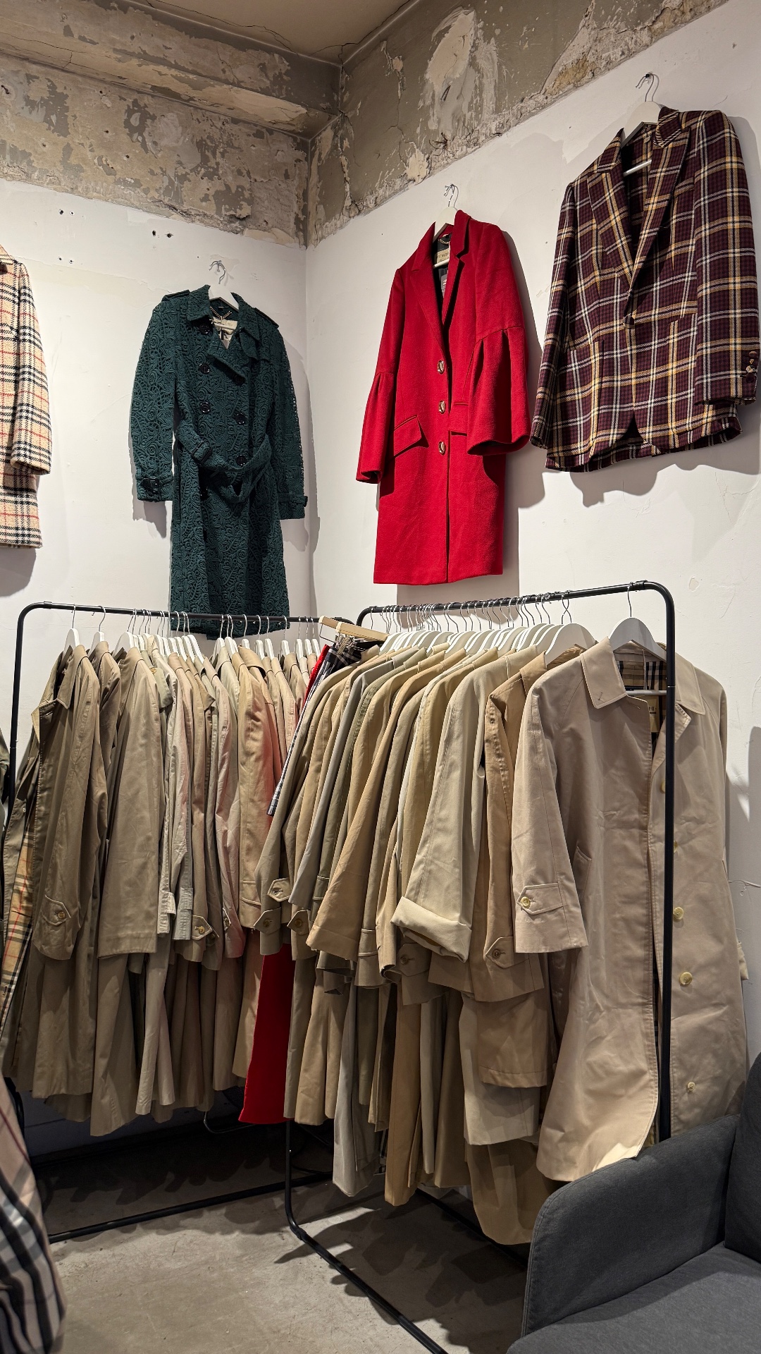 Check it Vintage Burberry, shop in Paris, photo 8