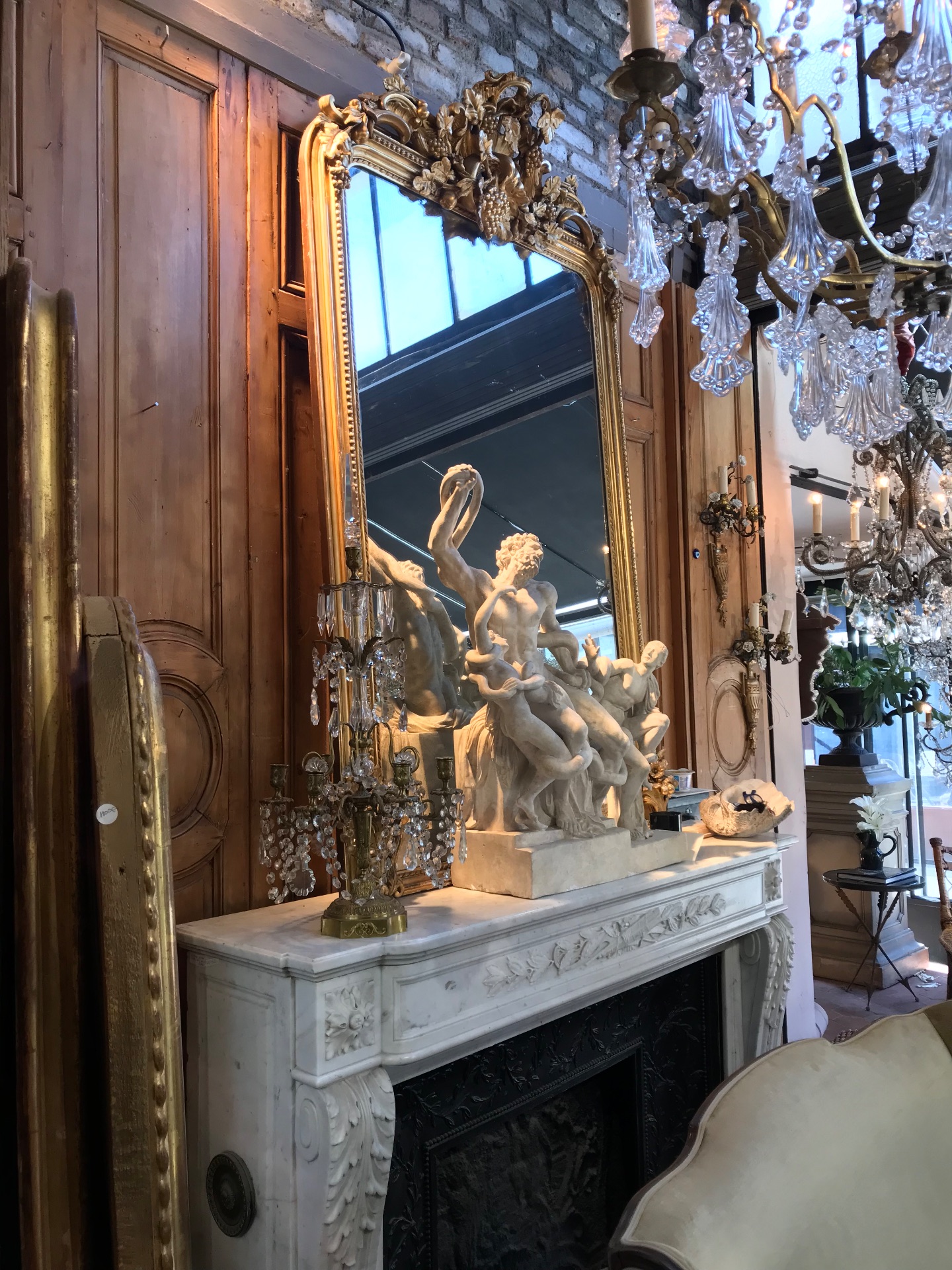 Puces de Saint-Ouen, brocante in Paris, photo 9