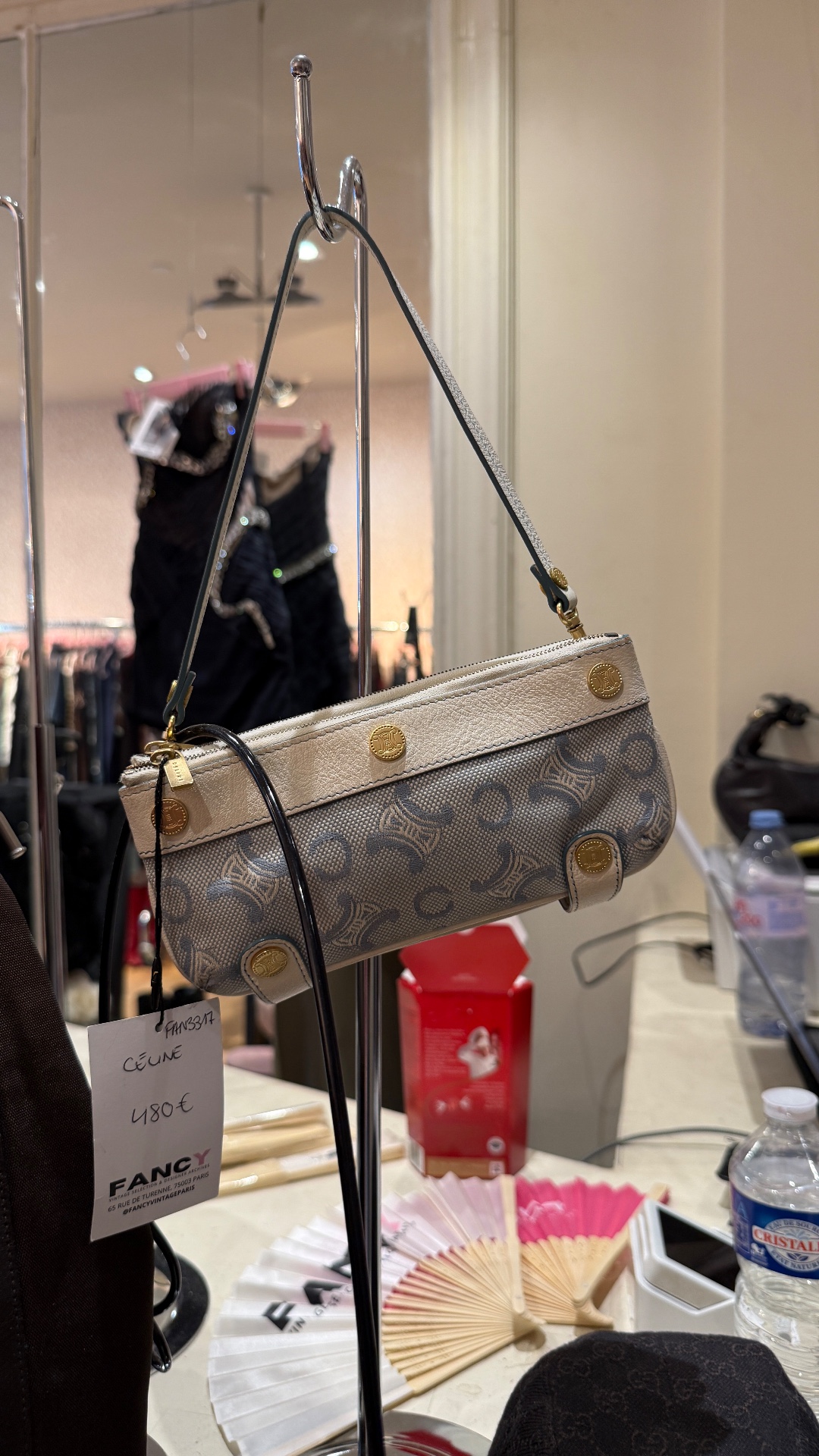 FANCY VINTAGE PARIS, shop in Paris, photo 12
