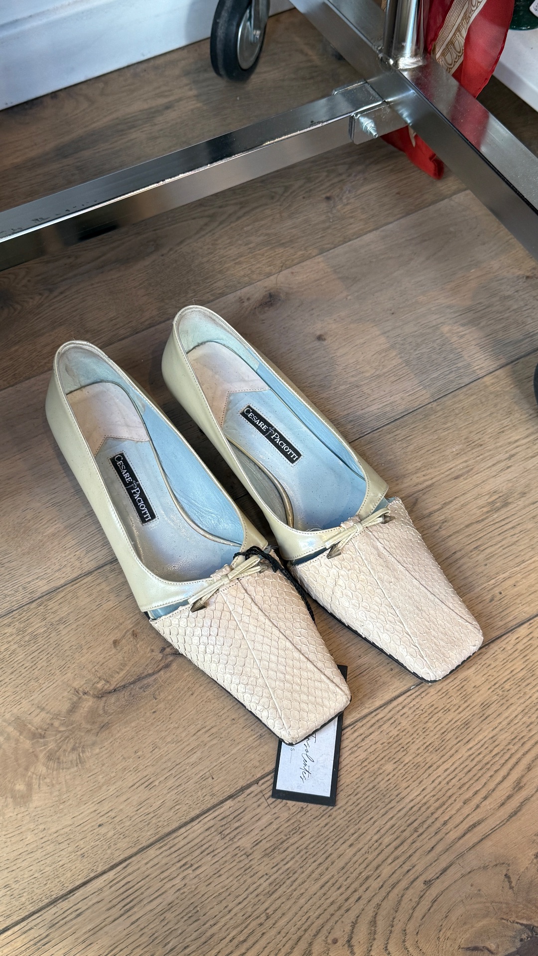 Pop Up Vintage Designer Archives, pop-up in Paris, photo 6