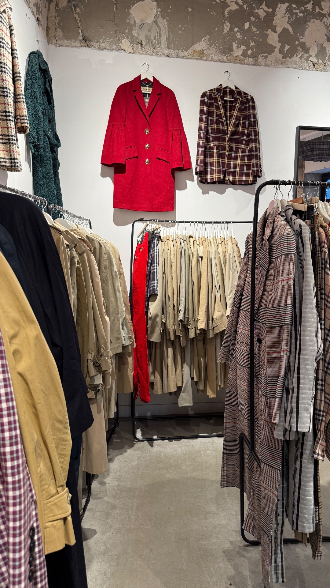 Check it Vintage Burberry, shop in Paris, photo 13
