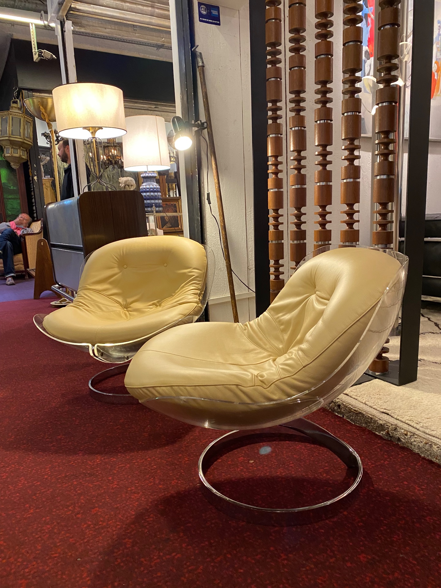 Puces de Saint-Ouen, brocante in Paris, photo 10