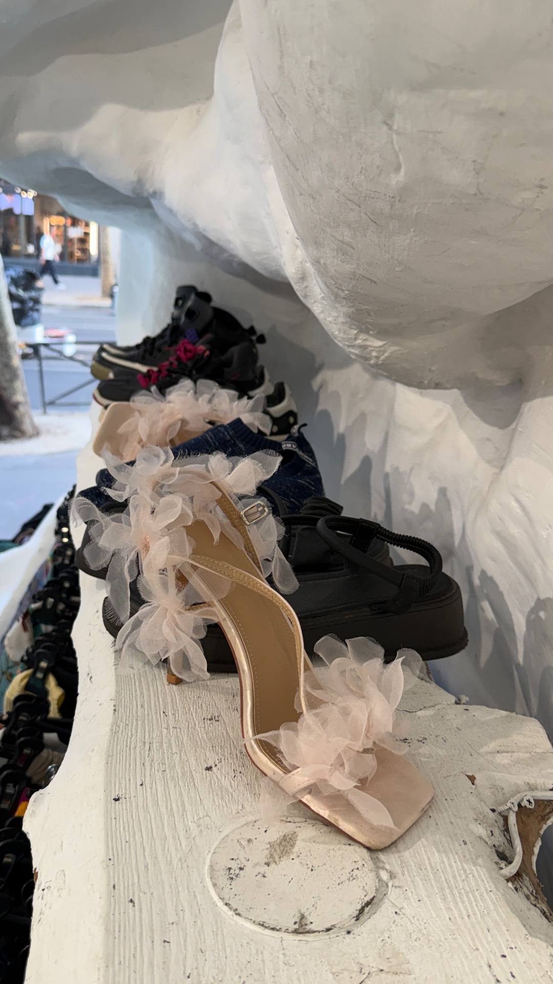 Les Sales Voleurs St Michel, shop in Paris, photo 5
