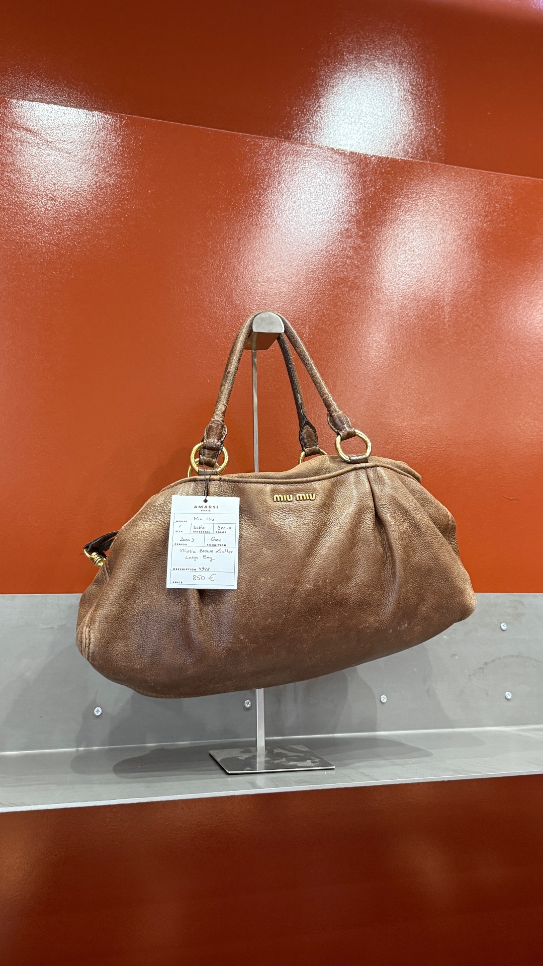 Amarsi Paris - Vintage Designer Archive, shop in Paris, photo 10