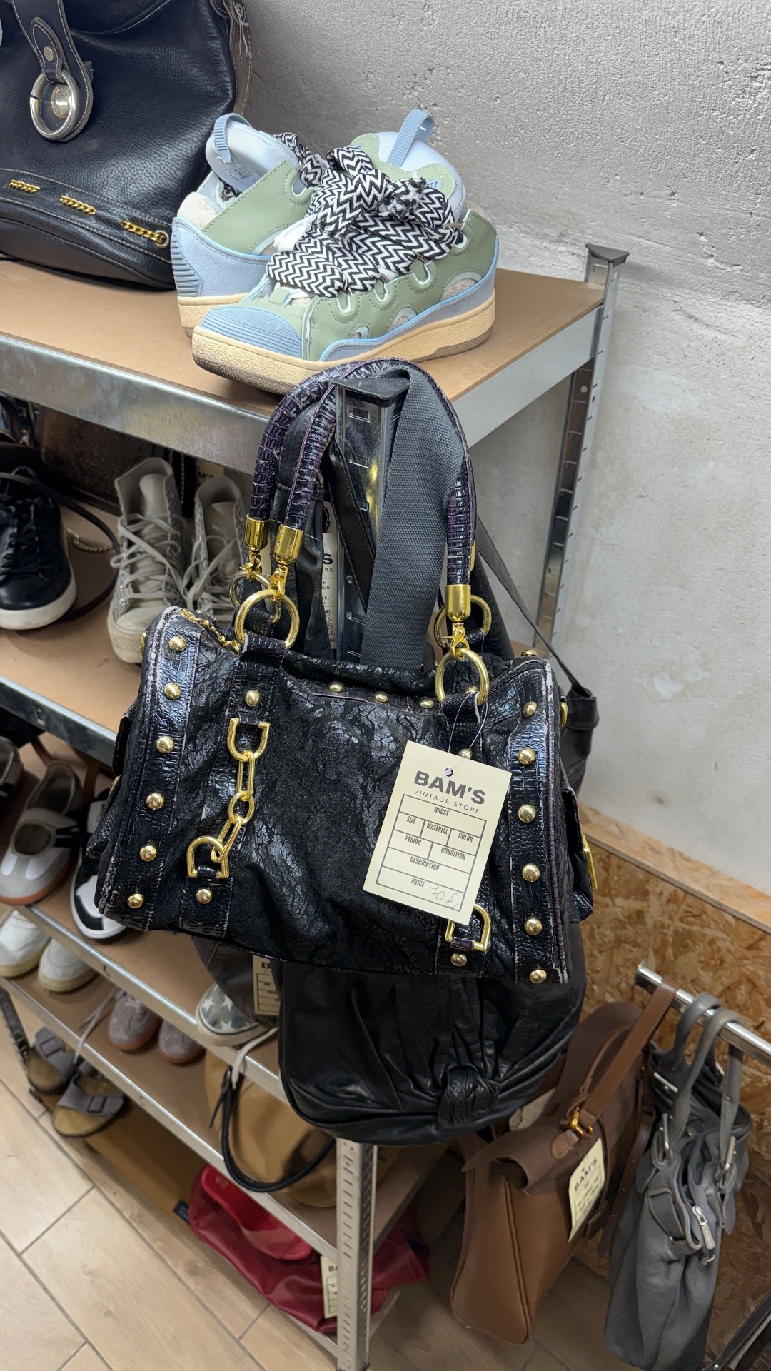 BAM’S VINTAGE, shop in Paris, photo 7