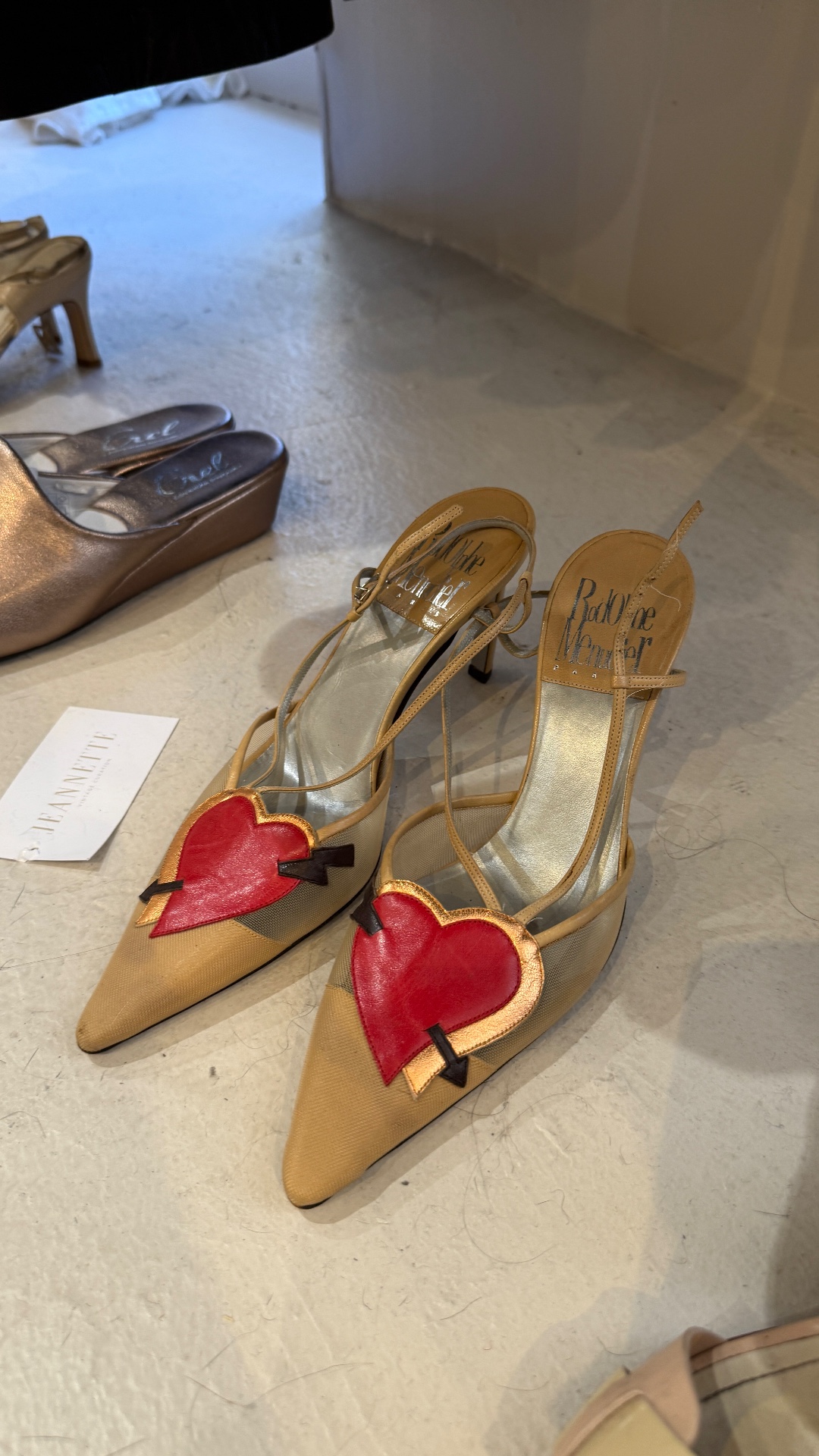 The Statement, shop in Paris, photo 11