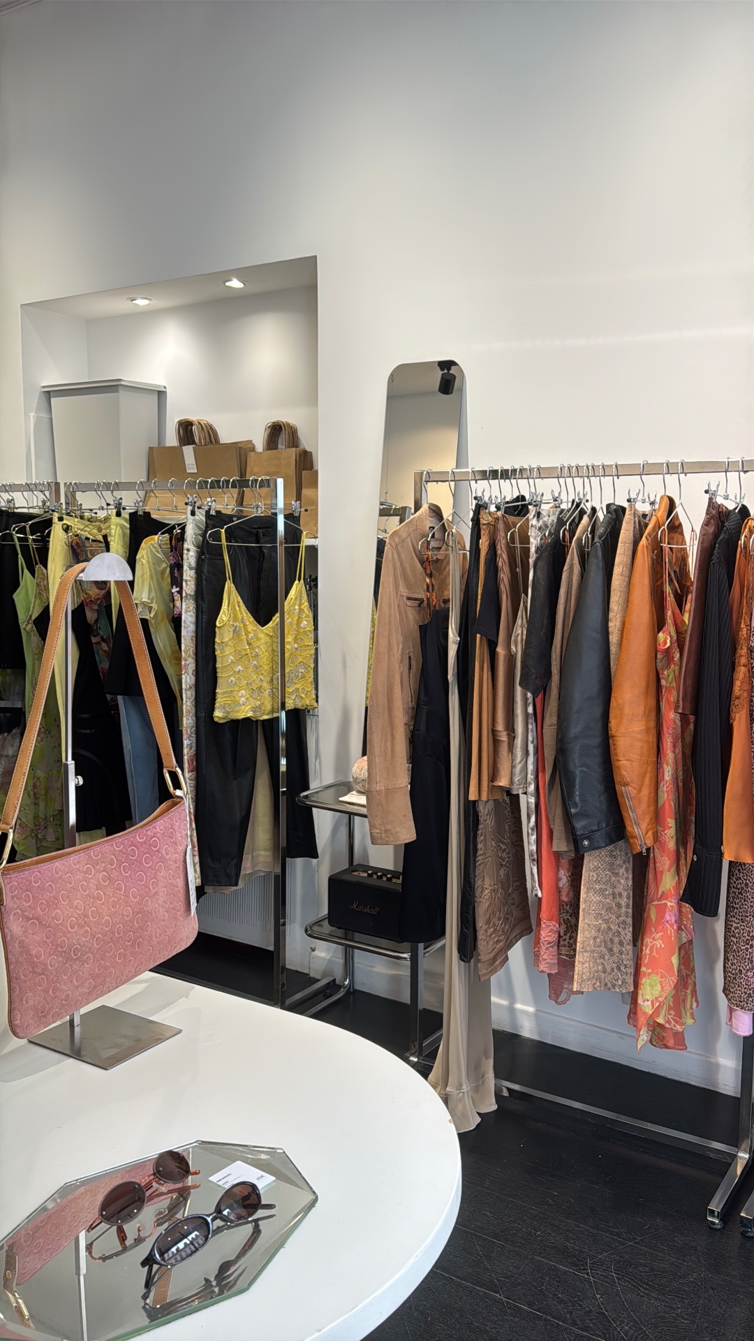 Alternative Vintage — shop in Paris — photo 10