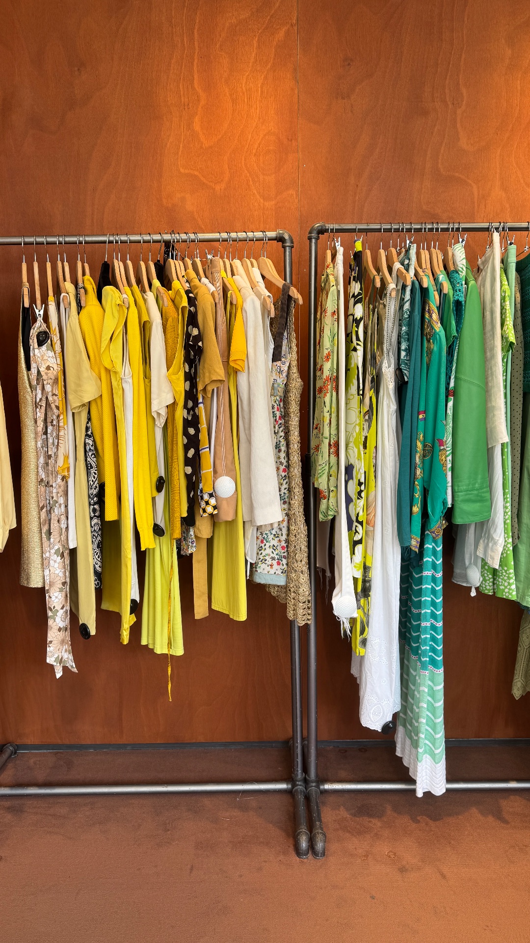 EREM VINTAGE — shop in Paris — photo 13