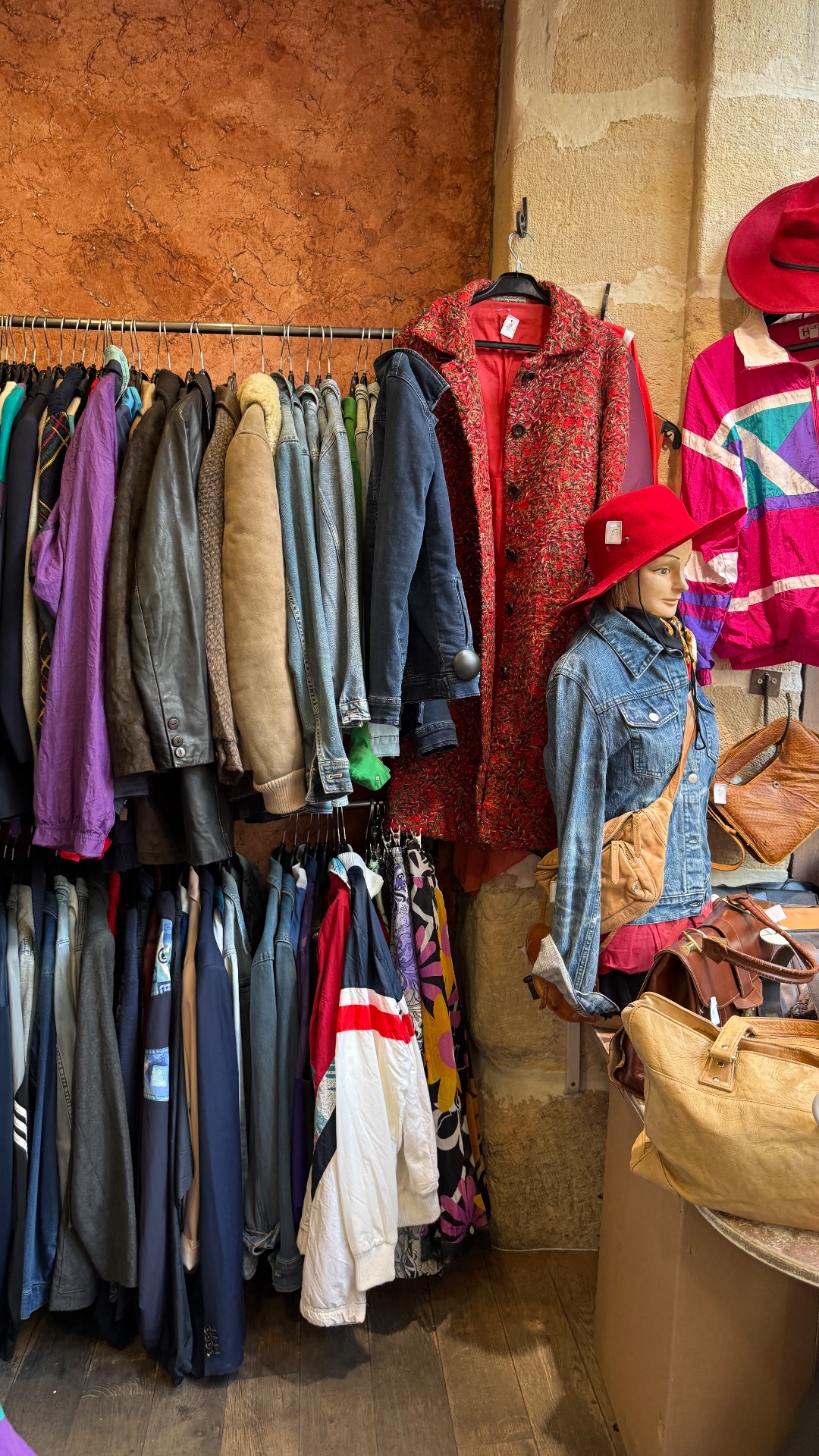 Vintage Désir, shop in Paris, photo 8