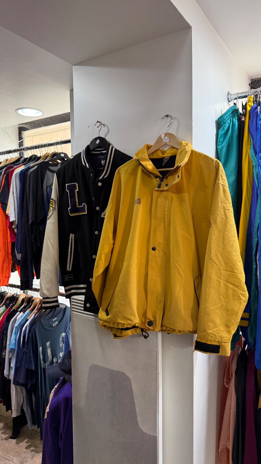 Ohr Vintage, shop in Paris, photo 4