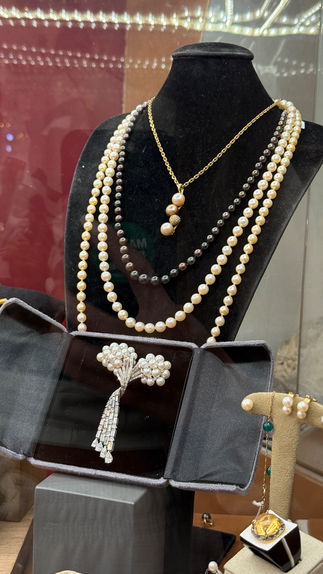 Rare Vintage, shop in Paris, photo 6