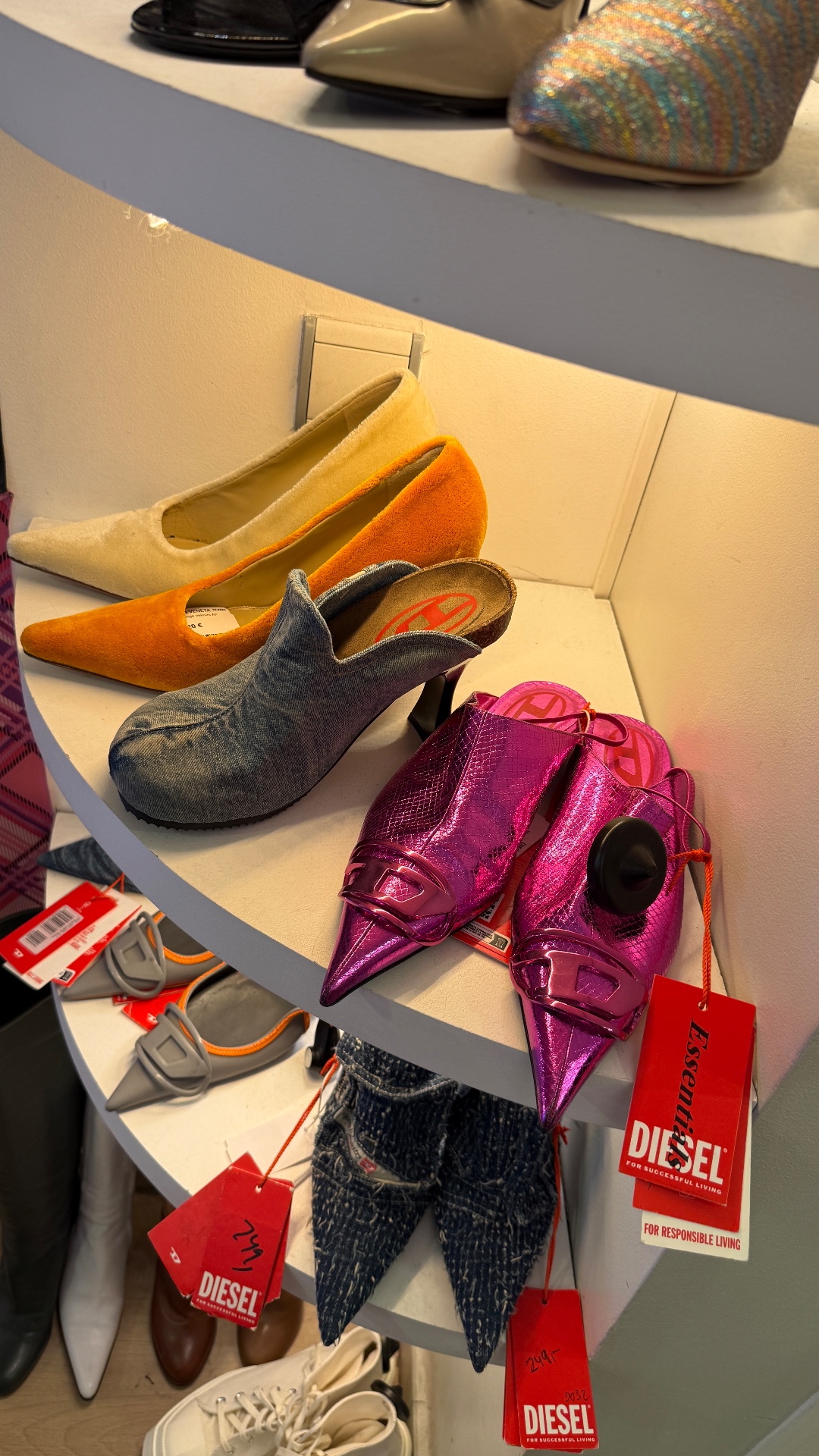 Bobby, shop in Paris, photo 6