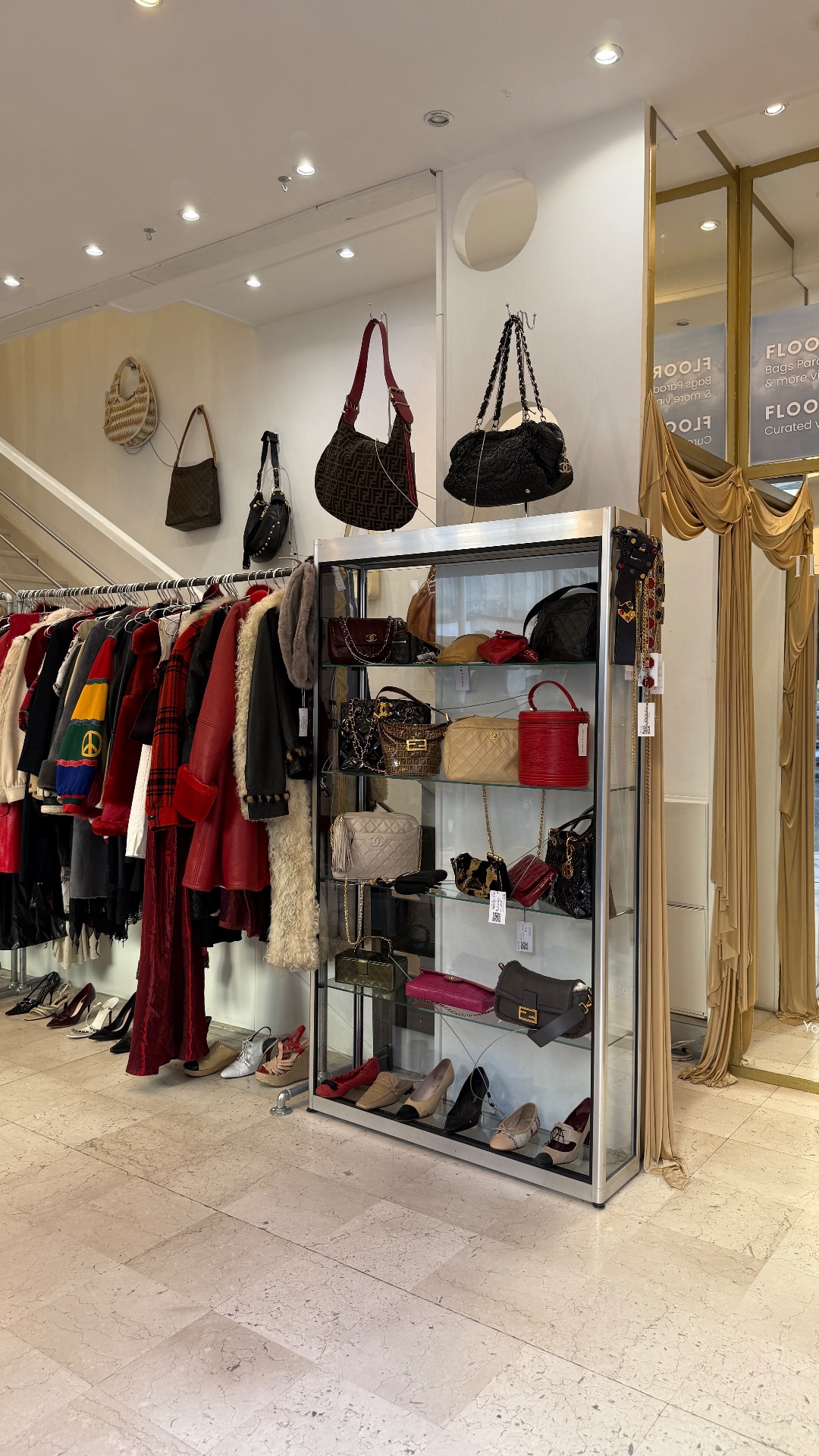 The Statement, shop in Paris, photo 3