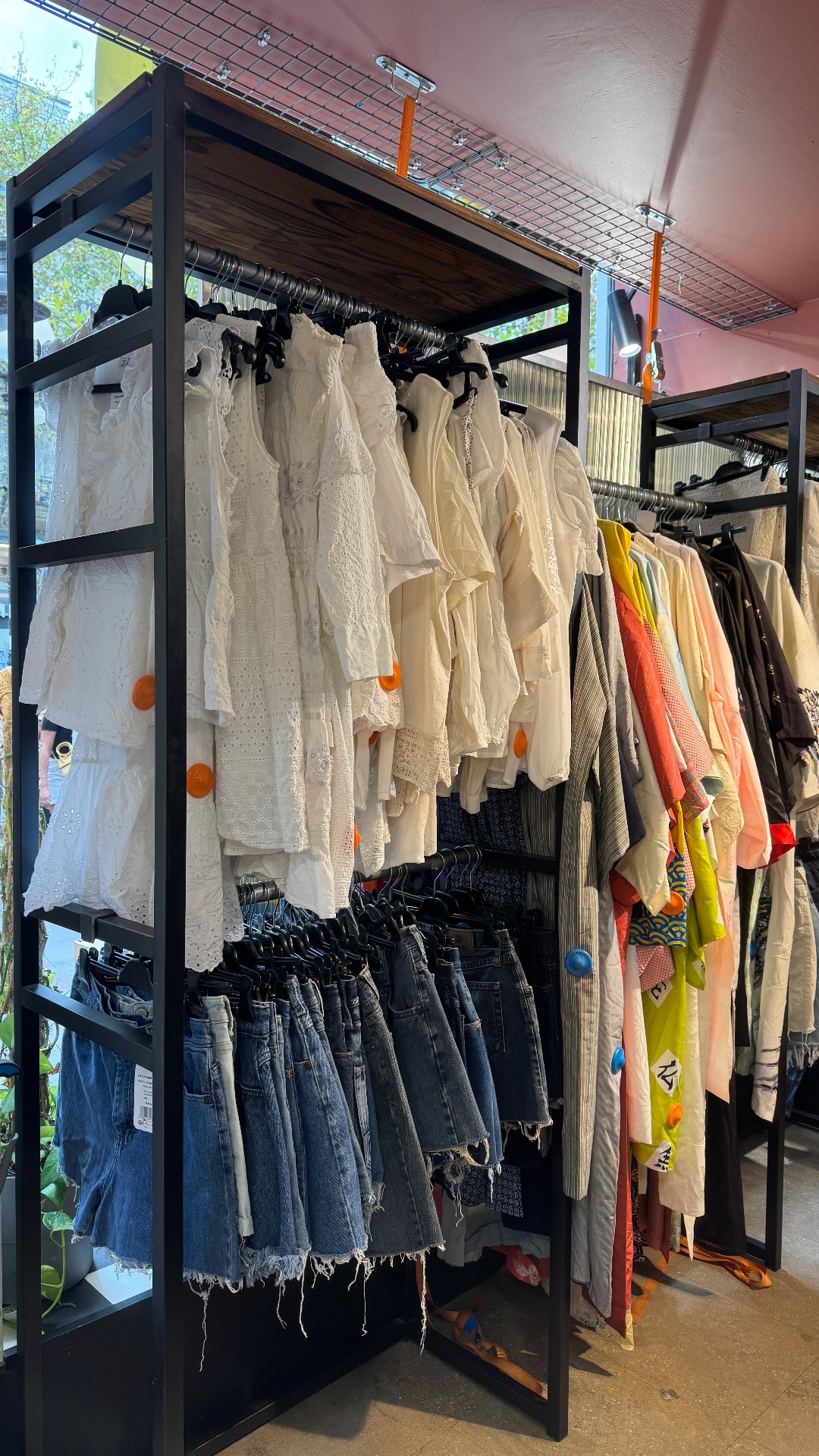 Kilo Shop Paris Grands Boulevards, shop in Paris, photo 12