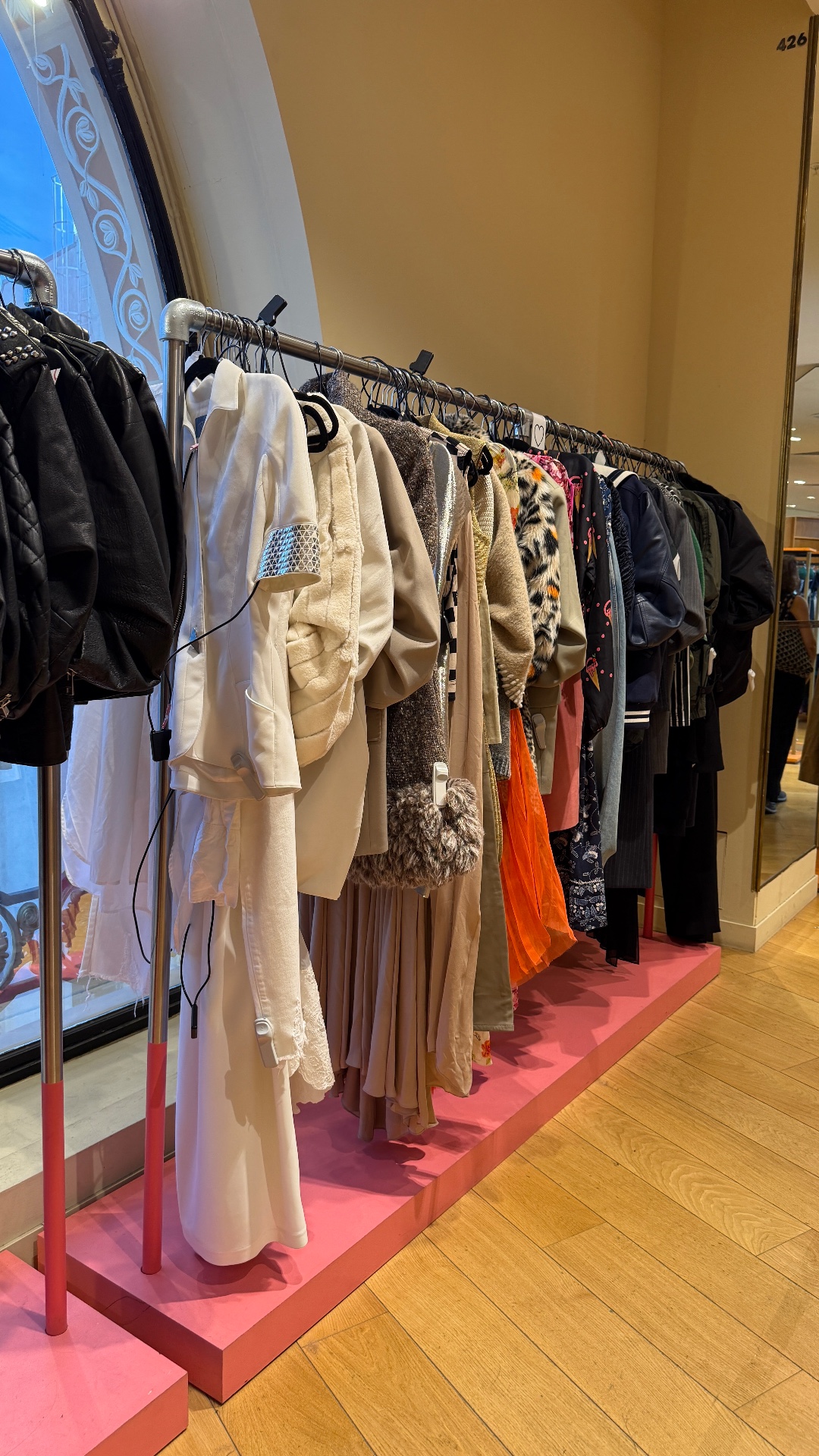 THE (RE)STORE | SPACE, shop in Paris, photo 4