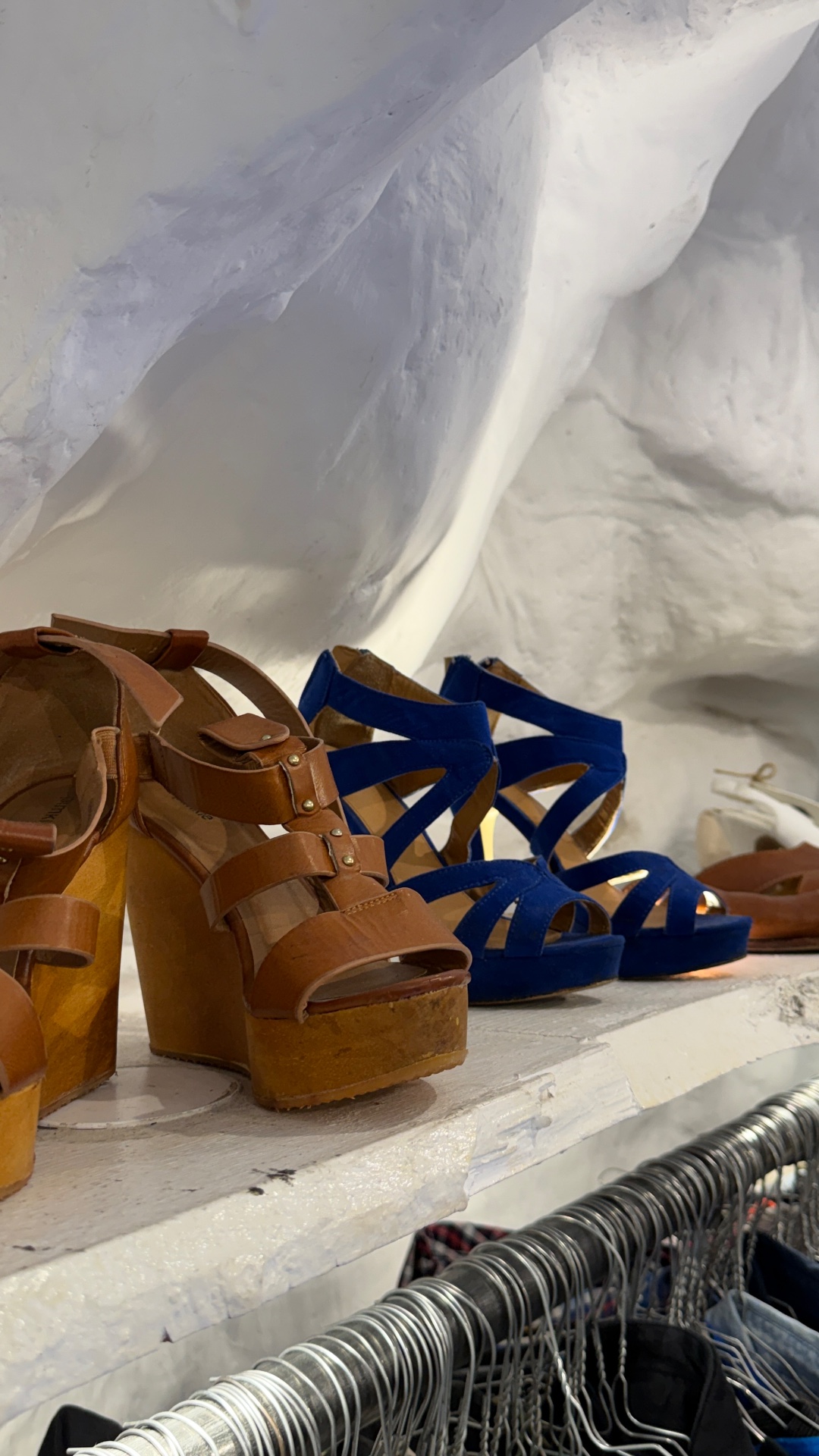Les Sales Voleurs St Michel, shop in Paris, photo 6