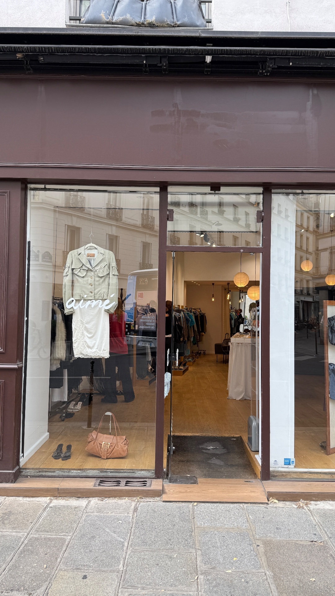 Aimé Paris Vintage, shop in Paris, photo 14