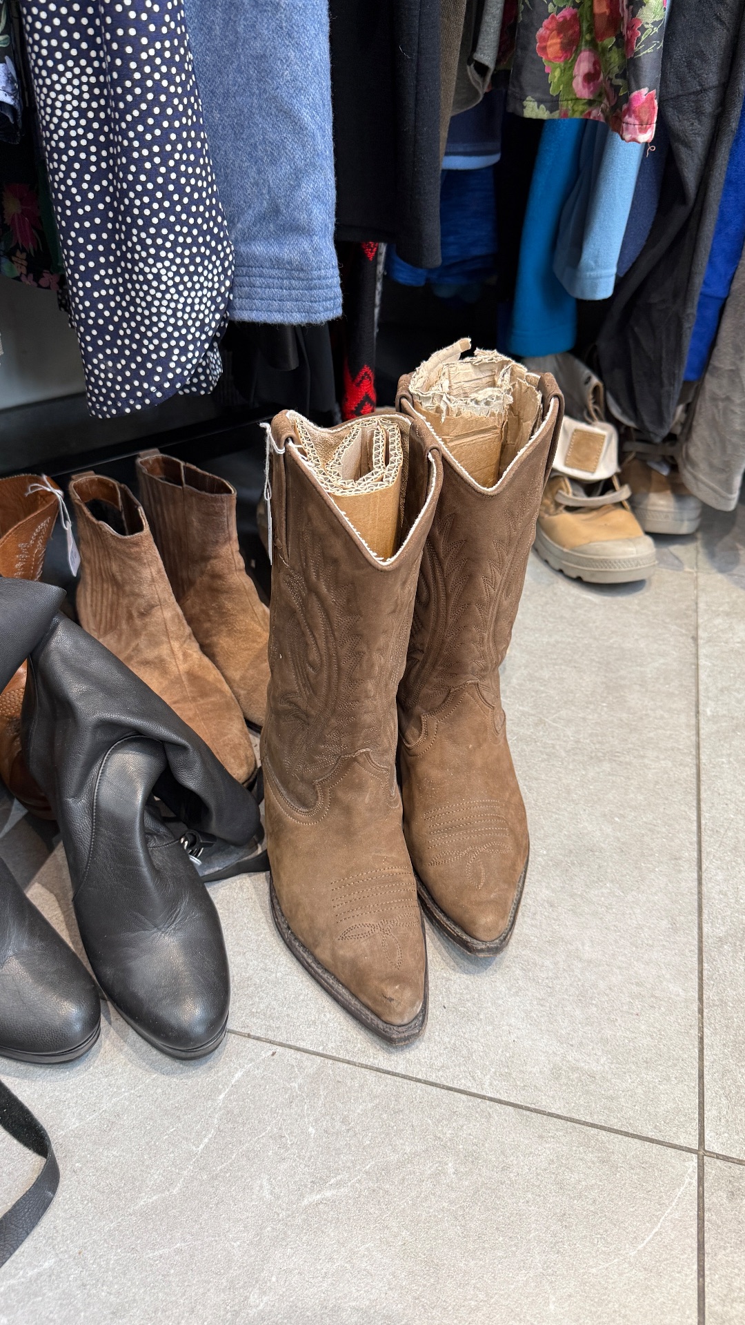 Sublime Vintage Paris, shop in Paris, photo 7