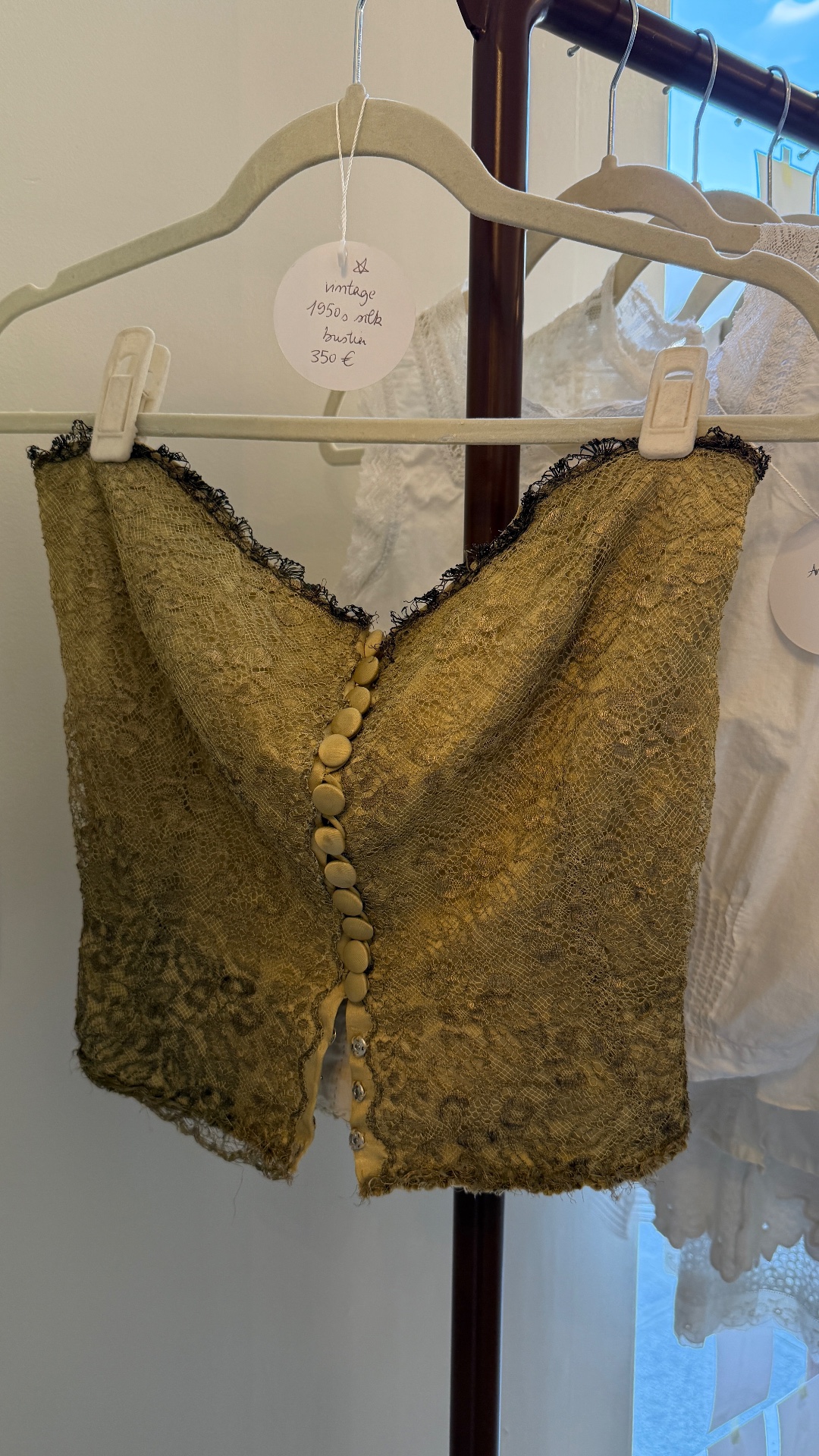 Kanelle Vintage, shop in Paris, photo 14