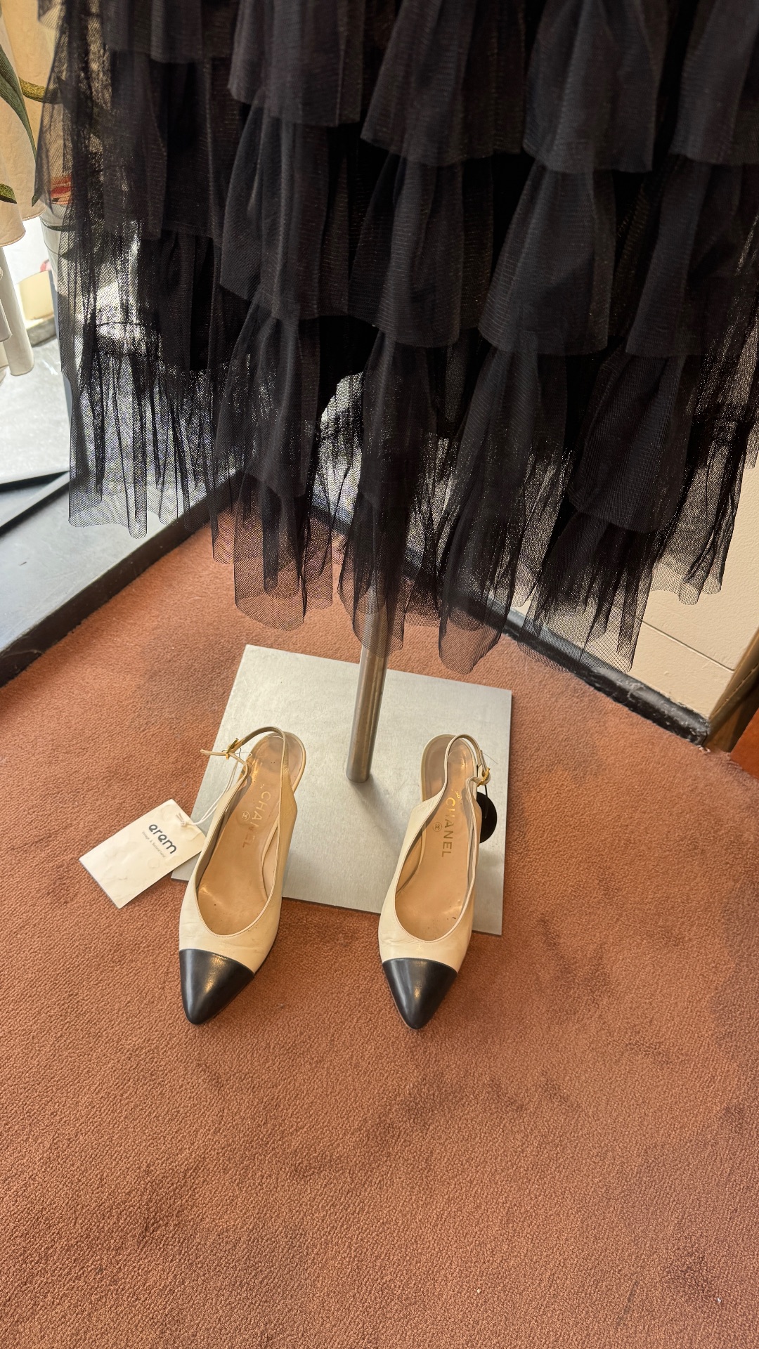 EREM VINTAGE — shop in Paris — photo 10