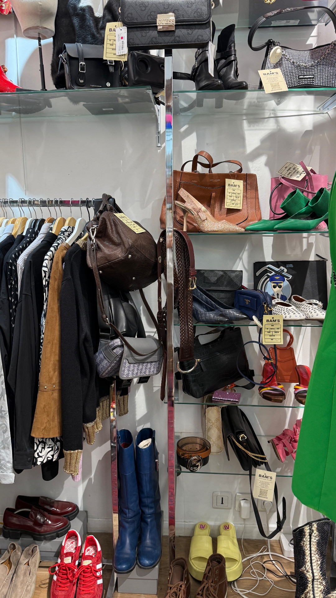 BAM’S ARCHIVES, shop in Paris, photo 12