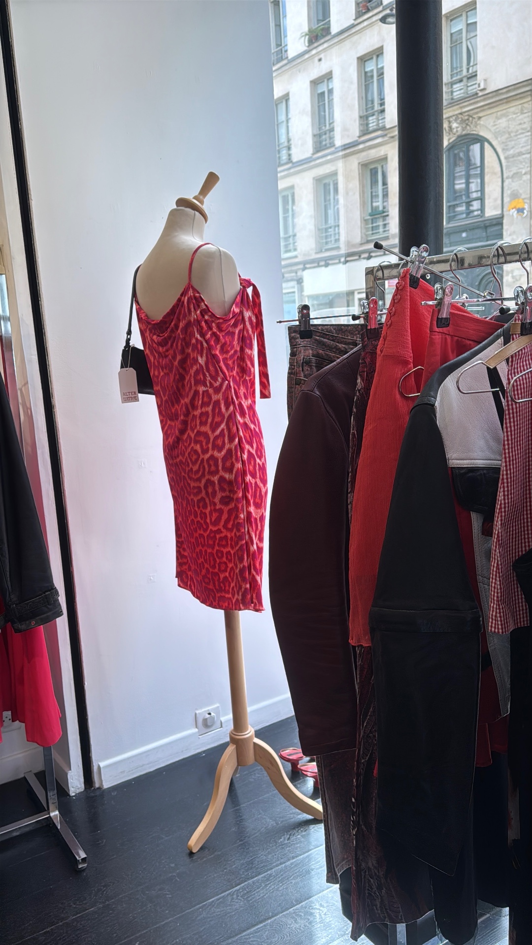 Alternative Vintage — shop in Paris — photo 8