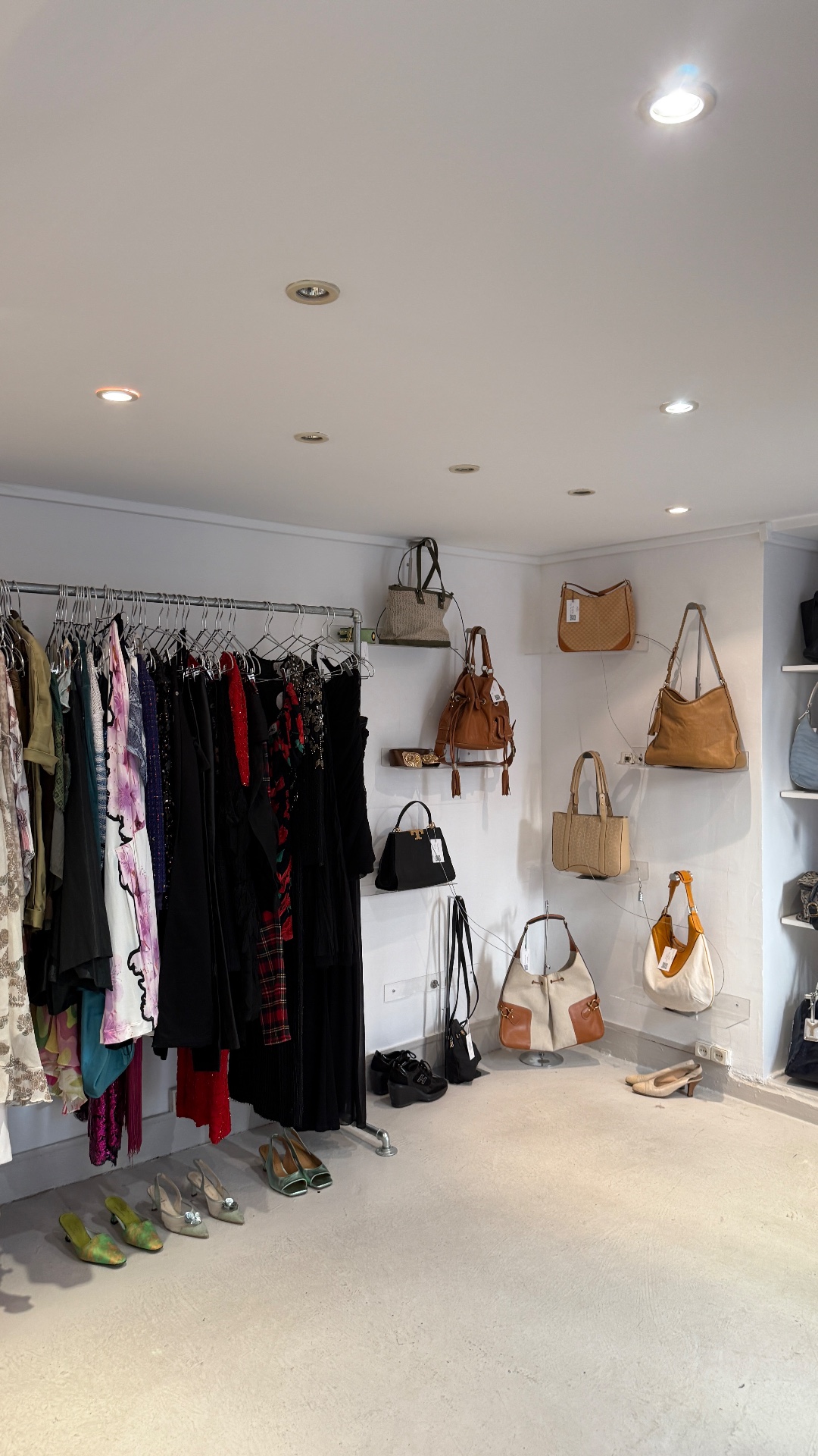 The Statement, shop in Paris, photo 15