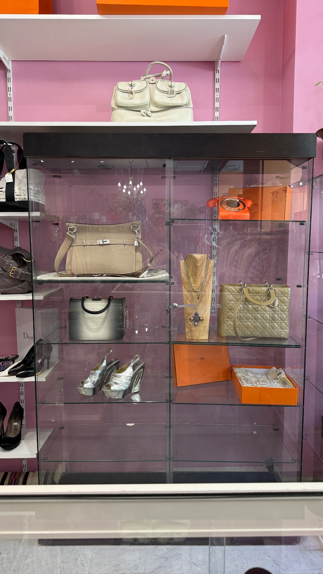 Martine et Nous, shop in Paris, photo 11