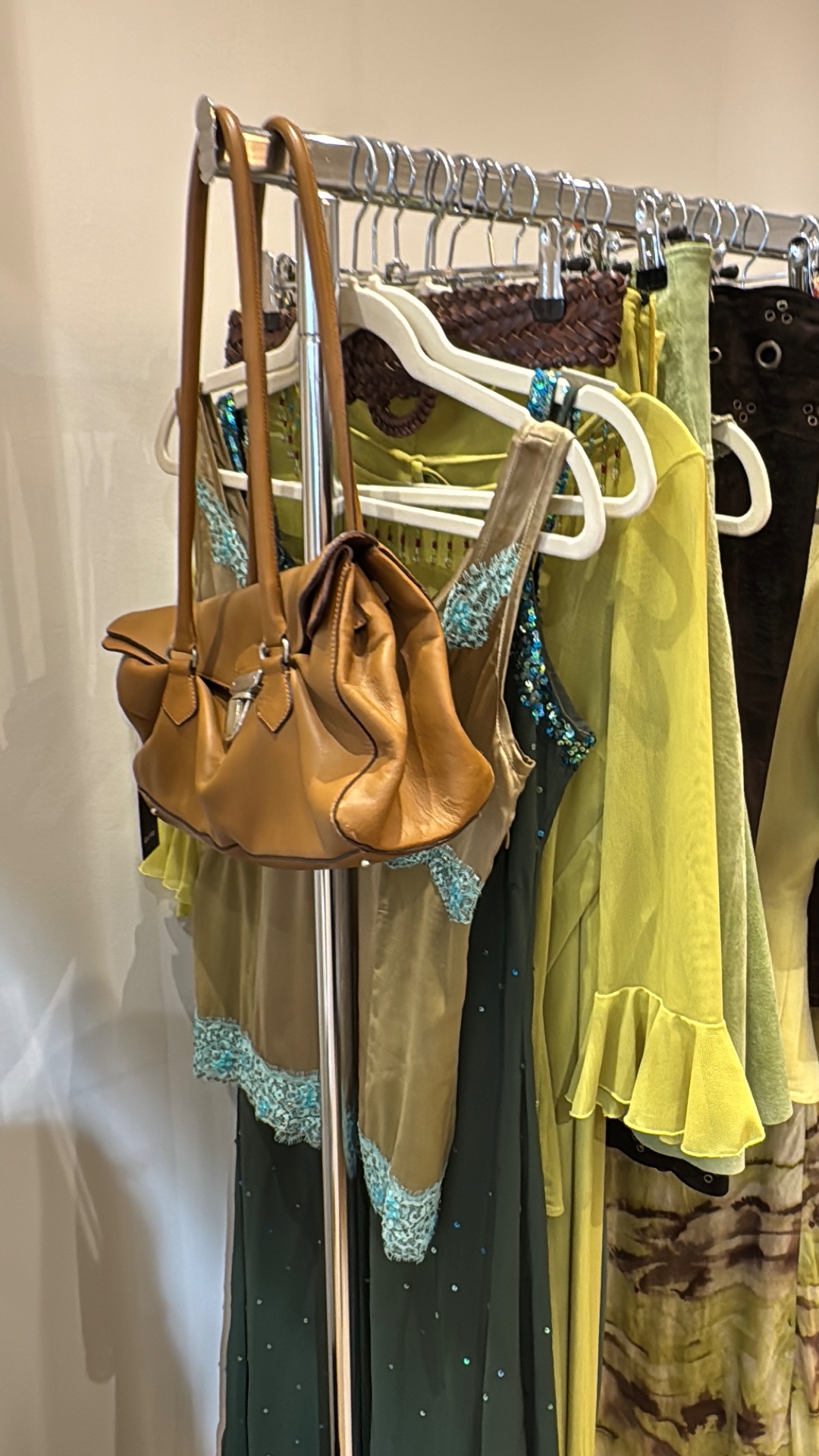 Aimé Paris Vintage — shop in Paris — photo 7
