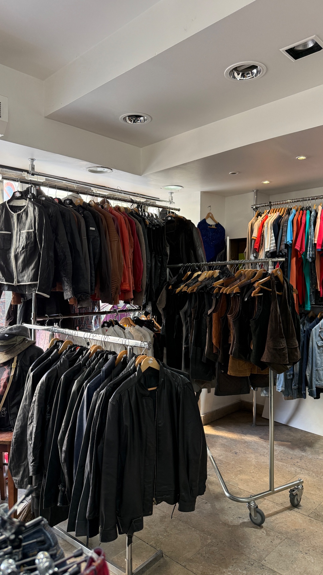 Ohr Vintage, shop in Paris, photo 13